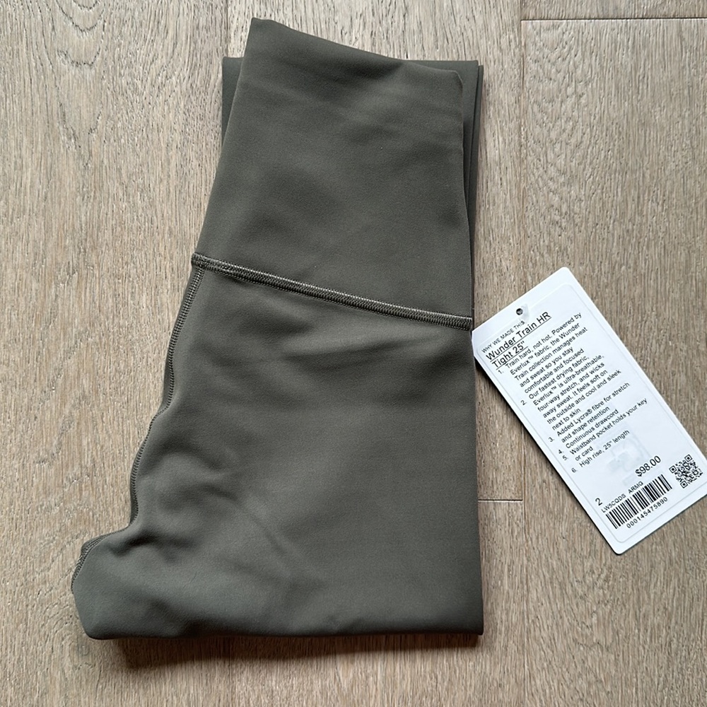 wunder train 25" army green size 2 lululemon nwt